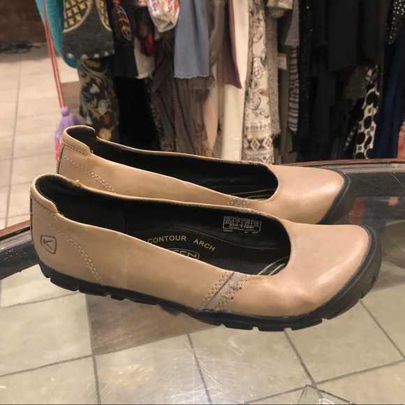 Keen size 7 leather slip on shoes flats contour arch - Picture 8 of 10